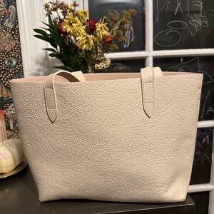 Cuyana tote